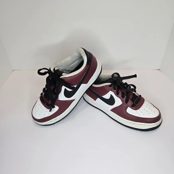 Nike Air Force 1 Leather Burgundy and White Sneakers Womens Size 7 - Picture 1 of 9